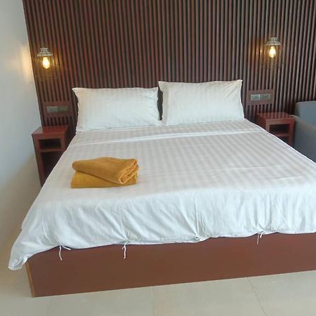 Beach House By Rose Massage Nai Thon Beach Exterior foto